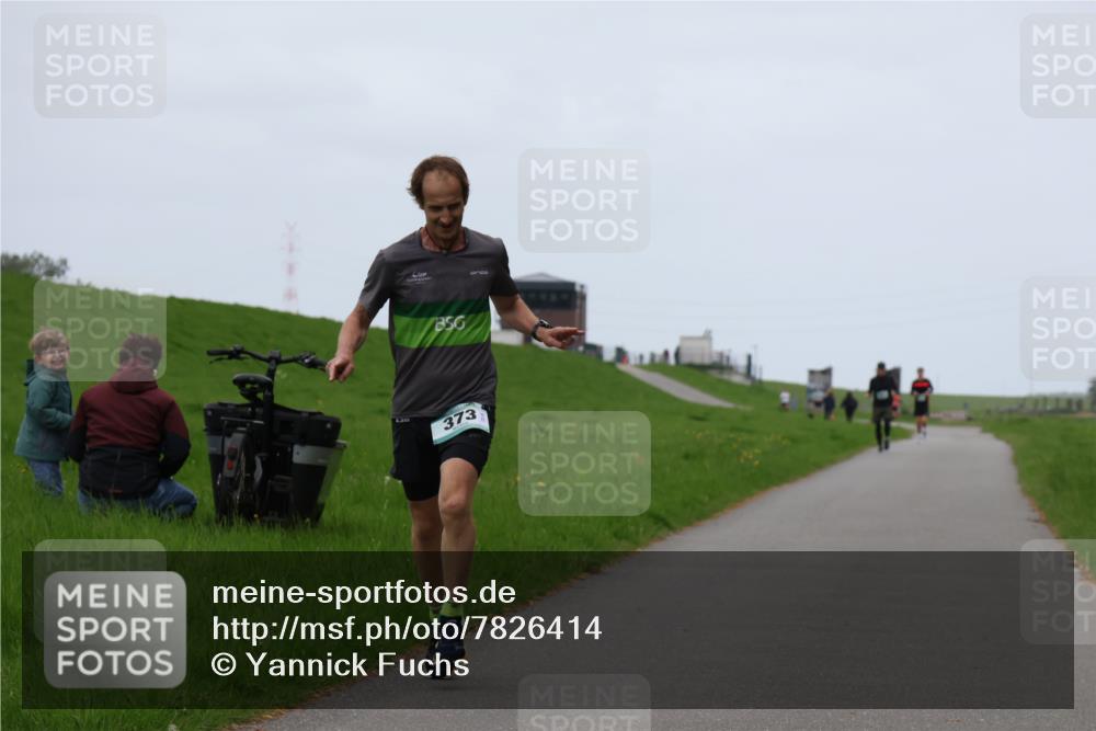04.05.2025 - 8. Wedeler Halbmarathon Yannick Fuchs http://msf.ph/oto/7826414 04.05.2025 11:13:44 Laufen 373 meine-sportfotos.de