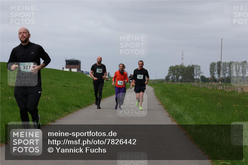 04.05.2025 - 8. Wedeler Halbmarathon Yannick Fuchs http://msf.ph/oto/7826442 04.05.2025 11:55:39 Laufen 327, 160, 118, 121 meine-sportfotos.de