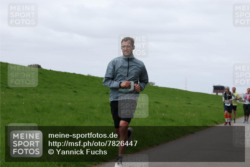 04.05.2025 - 8. Wedeler Halbmarathon Yannick Fuchs http://msf.ph/oto/7826447 04.05.2025 11:33:29 Laufen  meine-sportfotos.de