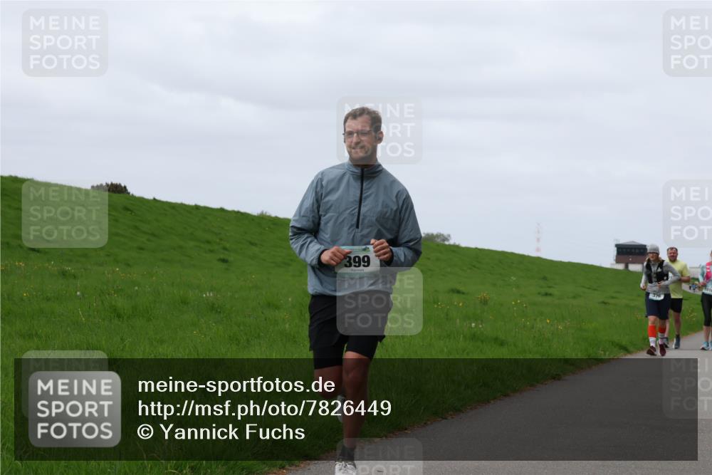 04.05.2025 - 8. Wedeler Halbmarathon Yannick Fuchs http://msf.ph/oto/7826449 04.05.2025 11:33:29 Laufen 399 meine-sportfotos.de