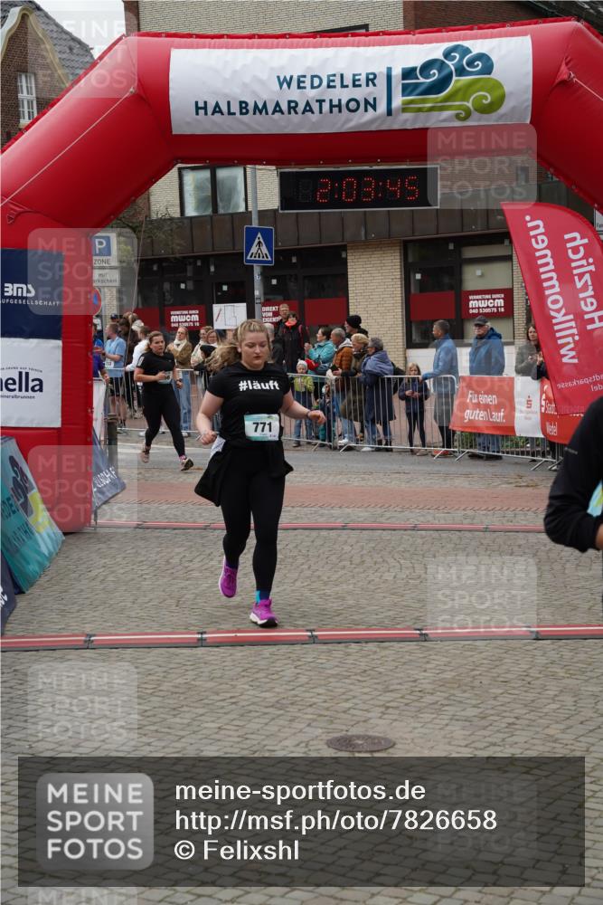 04.05.2025 - 8. Wedeler Halbmarathon Felixshl http://msf.ph/oto/7826658 04.05.2025 12:03:43 Ziel 307, 396, 733, 734, 771 meine-sportfotos.de