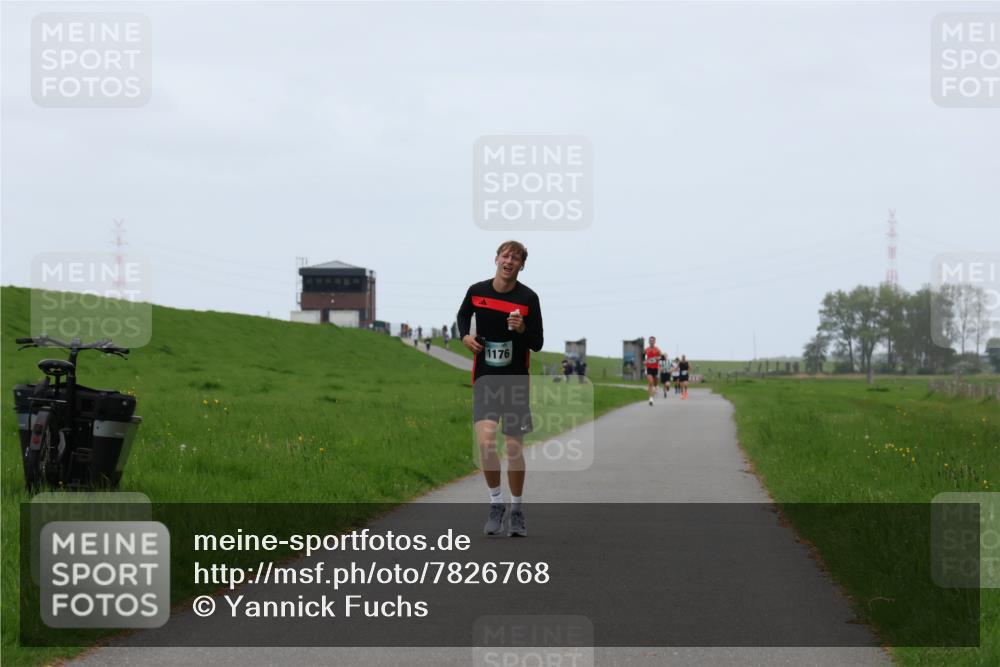 04.05.2025 - 8. Wedeler Halbmarathon Yannick Fuchs http://msf.ph/oto/7826768 04.05.2025 11:14:13 Laufen 1176 meine-sportfotos.de