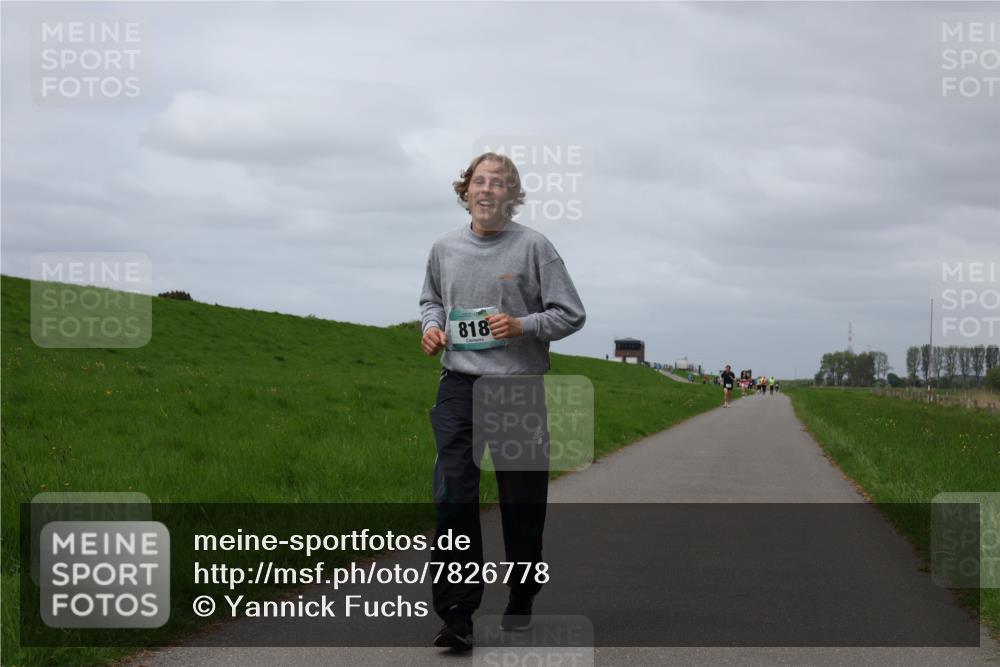 04.05.2025 - 8. Wedeler Halbmarathon Yannick Fuchs http://msf.ph/oto/7826778 04.05.2025 11:55:49 Laufen 818 meine-sportfotos.de