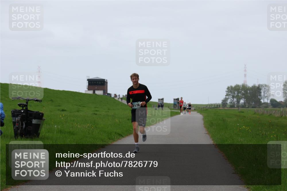 04.05.2025 - 8. Wedeler Halbmarathon Yannick Fuchs http://msf.ph/oto/7826779 04.05.2025 11:14:14 Laufen 1176 meine-sportfotos.de