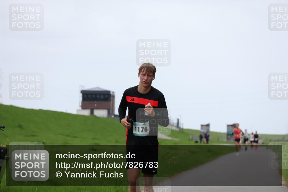 04.05.2025 - 8. Wedeler Halbmarathon Yannick Fuchs http://msf.ph/oto/7826783 04.05.2025 11:14:15 Laufen 1176 meine-sportfotos.de