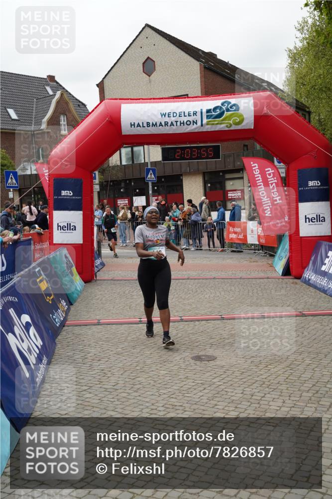04.05.2025 - 8. Wedeler Halbmarathon Felixshl http://msf.ph/oto/7826857 04.05.2025 12:03:53 Ziel 146, 494, 926 meine-sportfotos.de