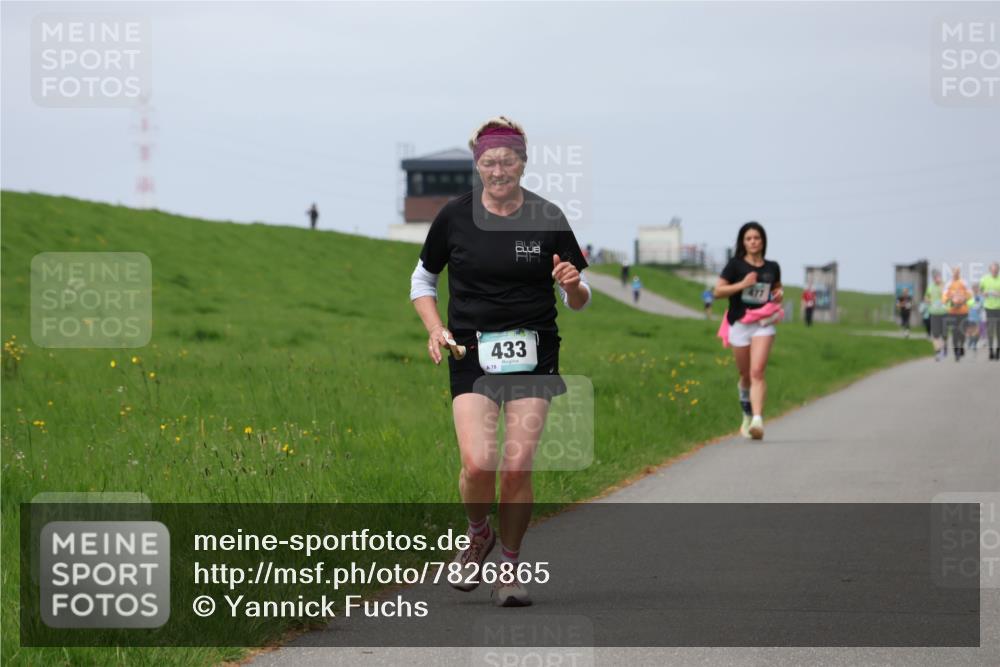 04.05.2025 - 8. Wedeler Halbmarathon Yannick Fuchs http://msf.ph/oto/7826865 04.05.2025 11:56:04 Laufen 433 meine-sportfotos.de