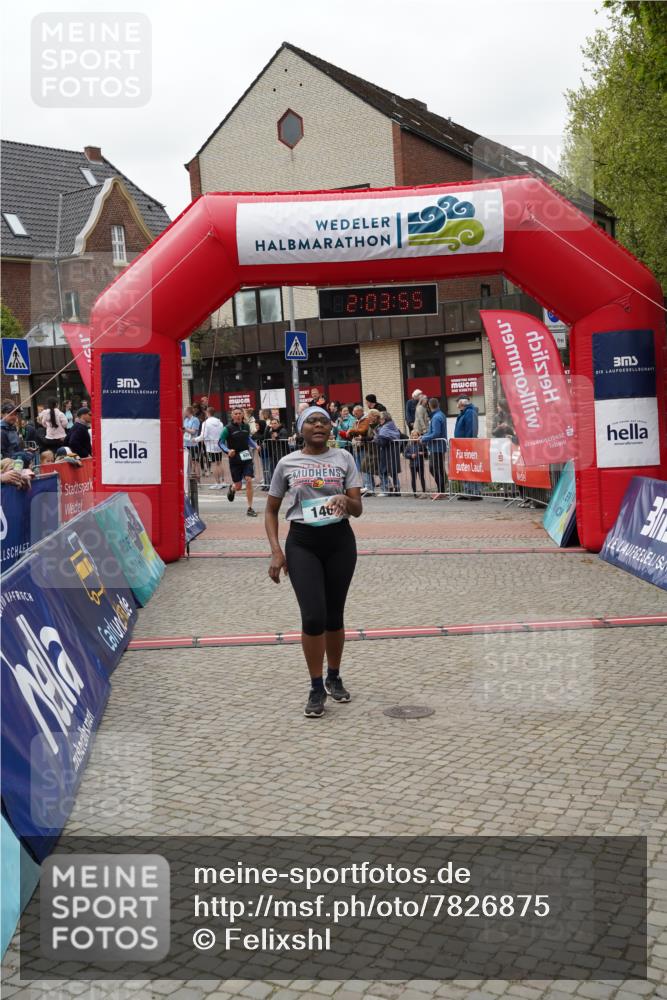 04.05.2025 - 8. Wedeler Halbmarathon Felixshl http://msf.ph/oto/7826875 04.05.2025 12:03:53 Ziel 146, 494, 926 meine-sportfotos.de