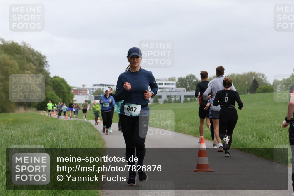 04.05.2025 - 8. Wedeler Halbmarathon Yannick Fuchs http://msf.ph/oto/7826876 04.05.2025 11:14:28 Laufen 1008, 867, 8151 meine-sportfotos.de