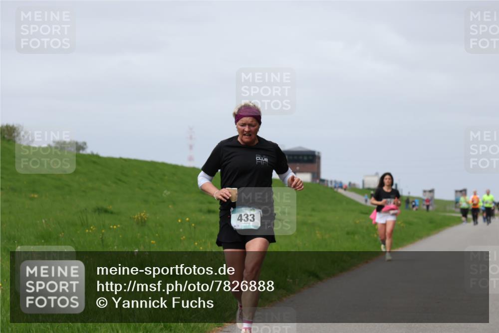 04.05.2025 - 8. Wedeler Halbmarathon Yannick Fuchs http://msf.ph/oto/7826888 04.05.2025 11:56:06 Laufen 78, 433 meine-sportfotos.de