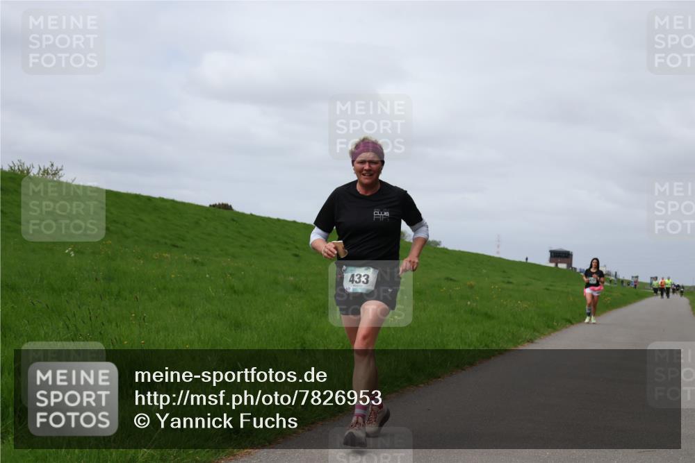 04.05.2025 - 8. Wedeler Halbmarathon Yannick Fuchs http://msf.ph/oto/7826953 04.05.2025 11:56:09 Laufen 433 meine-sportfotos.de