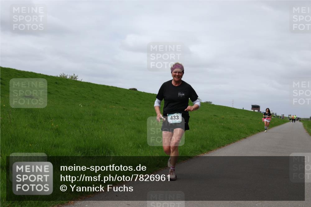 04.05.2025 - 8. Wedeler Halbmarathon Yannick Fuchs http://msf.ph/oto/7826961 04.05.2025 11:56:09 Laufen 433 meine-sportfotos.de
