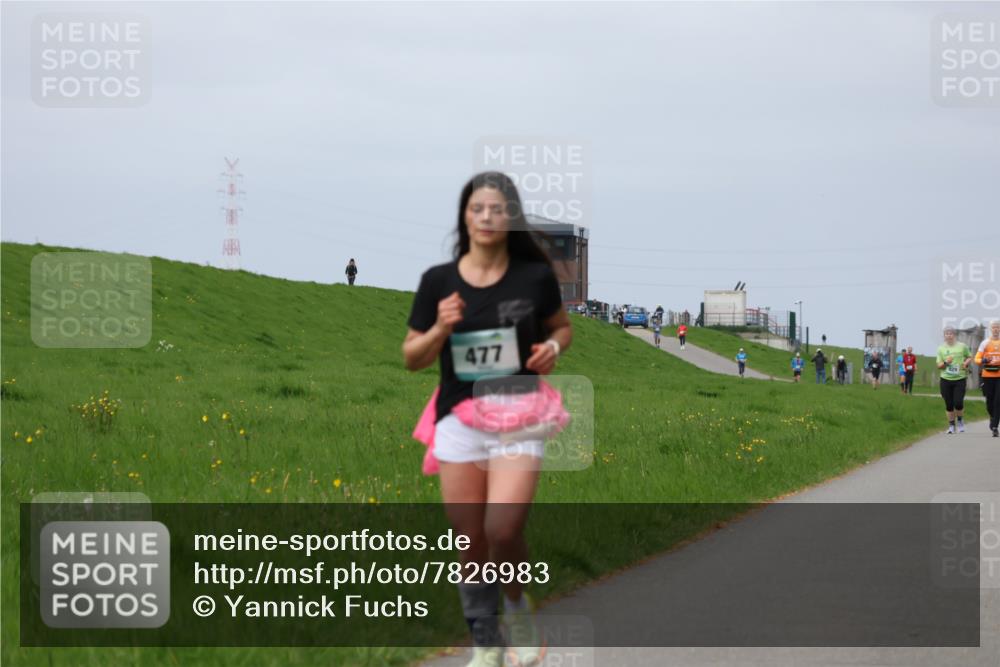 04.05.2025 - 8. Wedeler Halbmarathon Yannick Fuchs http://msf.ph/oto/7826983 04.05.2025 11:56:13 Laufen 477 meine-sportfotos.de