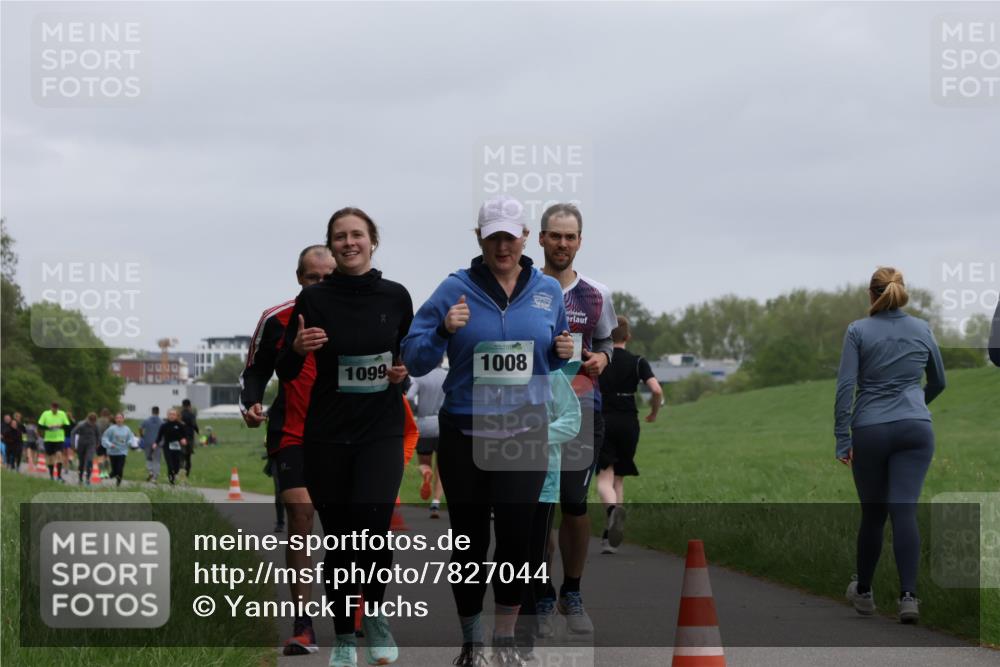 04.05.2025 - 8. Wedeler Halbmarathon Yannick Fuchs http://msf.ph/oto/7827044 04.05.2025 11:14:36 Laufen 1099, 1008 meine-sportfotos.de