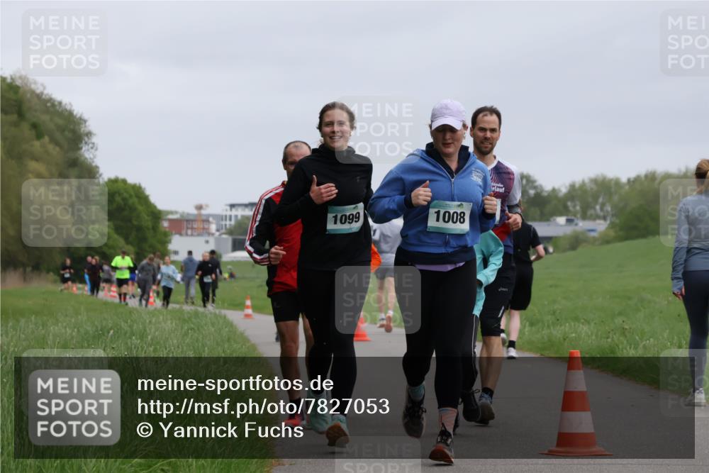 04.05.2025 - 8. Wedeler Halbmarathon Yannick Fuchs http://msf.ph/oto/7827053 04.05.2025 11:14:36 Laufen 1099, 1008 meine-sportfotos.de