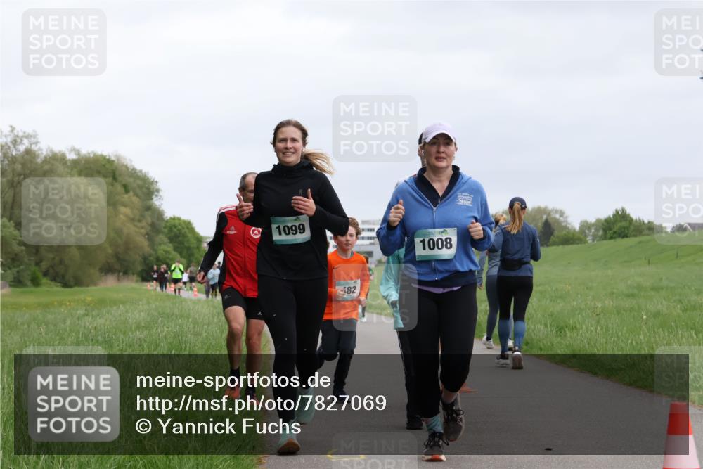 04.05.2025 - 8. Wedeler Halbmarathon Yannick Fuchs http://msf.ph/oto/7827069 04.05.2025 11:14:38 Laufen 1099, 82, 1008 meine-sportfotos.de