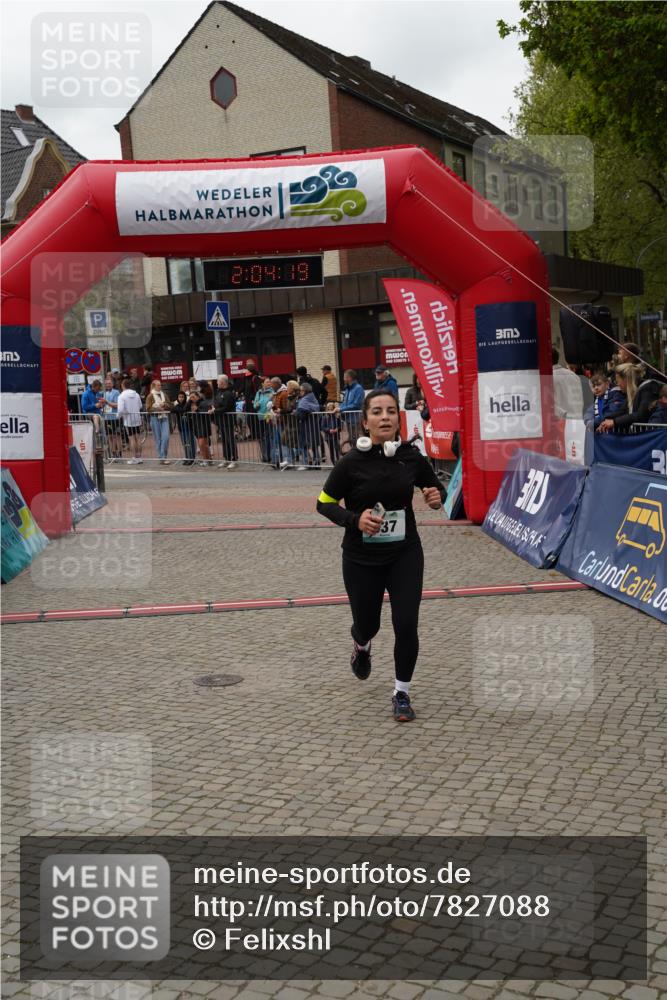 04.05.2025 - 8. Wedeler Halbmarathon Felixshl http://msf.ph/oto/7827088 04.05.2025 12:04:17 Ziel 537 meine-sportfotos.de