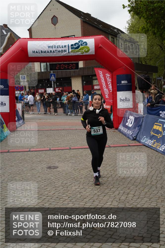 04.05.2025 - 8. Wedeler Halbmarathon Felixshl http://msf.ph/oto/7827098 04.05.2025 12:04:18 Ziel 537 meine-sportfotos.de