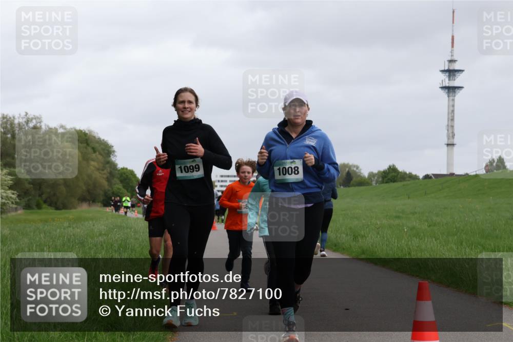 04.05.2025 - 8. Wedeler Halbmarathon Yannick Fuchs http://msf.ph/oto/7827100 04.05.2025 11:14:38 Laufen 1099, 1008 meine-sportfotos.de