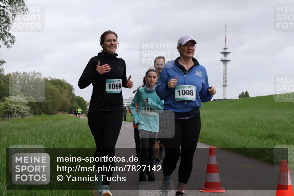 04.05.2025 - 8. Wedeler Halbmarathon Yannick Fuchs http://msf.ph/oto/7827142 04.05.2025 11:14:39 Laufen 1099, 118, 1008 meine-sportfotos.de