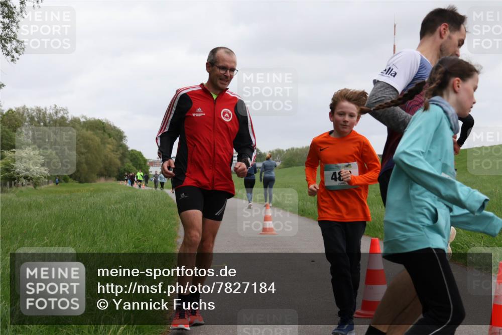 04.05.2025 - 8. Wedeler Halbmarathon Yannick Fuchs http://msf.ph/oto/7827184 04.05.2025 11:14:41 Laufen 48 meine-sportfotos.de