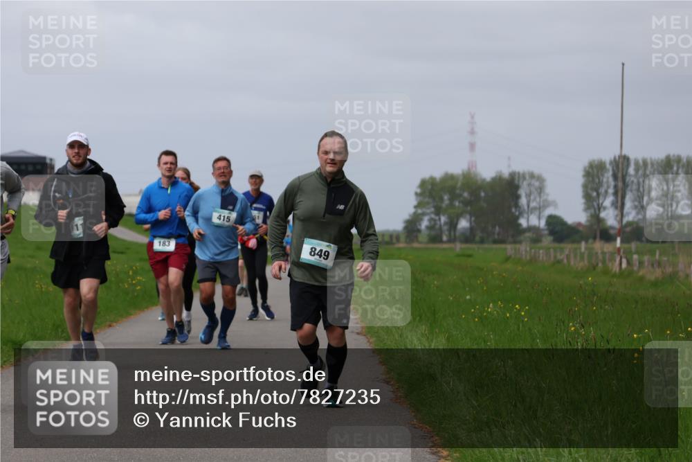 04.05.2025 - 8. Wedeler Halbmarathon Yannick Fuchs http://msf.ph/oto/7827235 04.05.2025 11:57:02 Laufen 183, 415, 849 meine-sportfotos.de