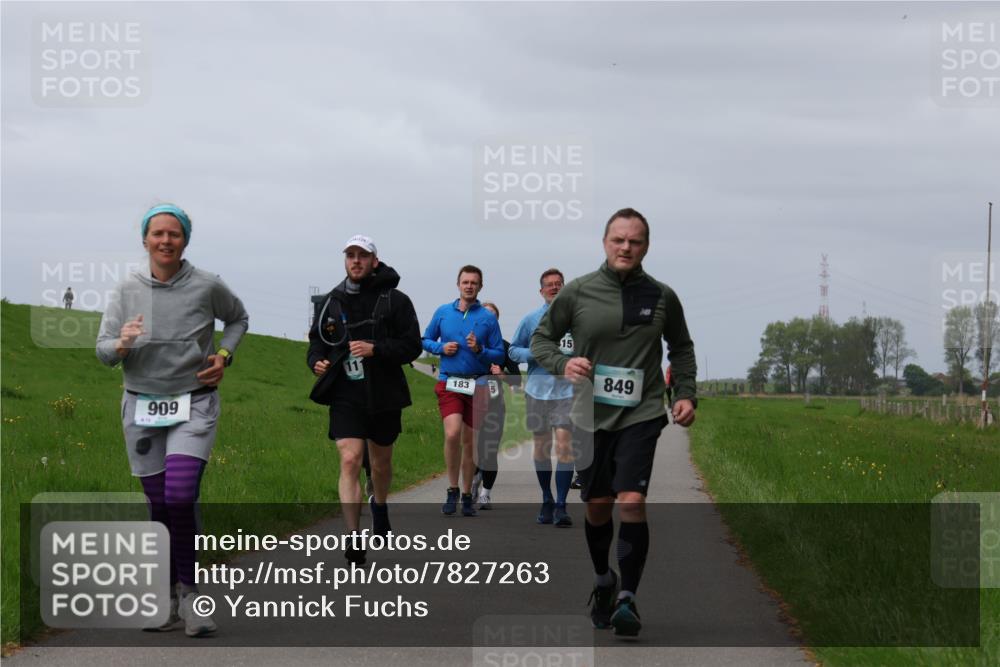 04.05.2025 - 8. Wedeler Halbmarathon Yannick Fuchs http://msf.ph/oto/7827263 04.05.2025 11:57:04 Laufen 909, 183, 5, 15, 849, 14 meine-sportfotos.de