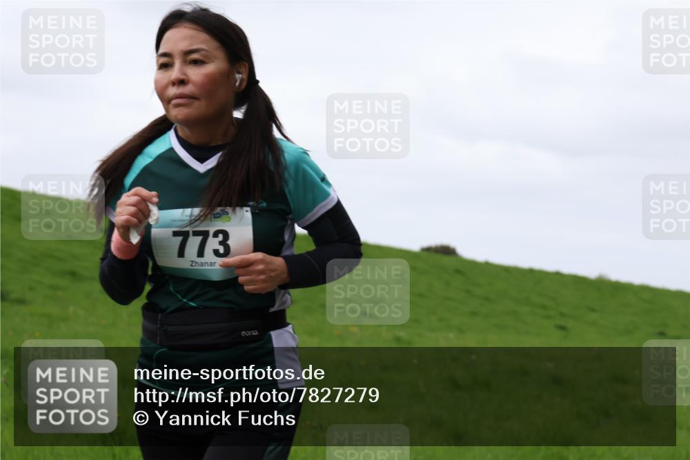 04.05.2025 - 8. Wedeler Halbmarathon Yannick Fuchs http://msf.ph/oto/7827279 04.05.2025 11:34:11 Laufen 773 meine-sportfotos.de