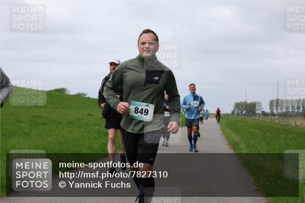 04.05.2025 - 8. Wedeler Halbmarathon Yannick Fuchs http://msf.ph/oto/7827310 04.05.2025 11:57:07 Laufen 849, 115, 415 meine-sportfotos.de