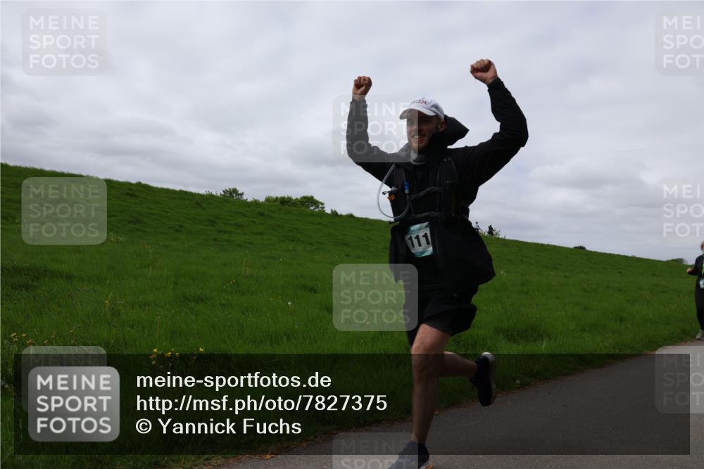 04.05.2025 - 8. Wedeler Halbmarathon Yannick Fuchs http://msf.ph/oto/7827375 04.05.2025 11:57:09 Laufen 111 meine-sportfotos.de