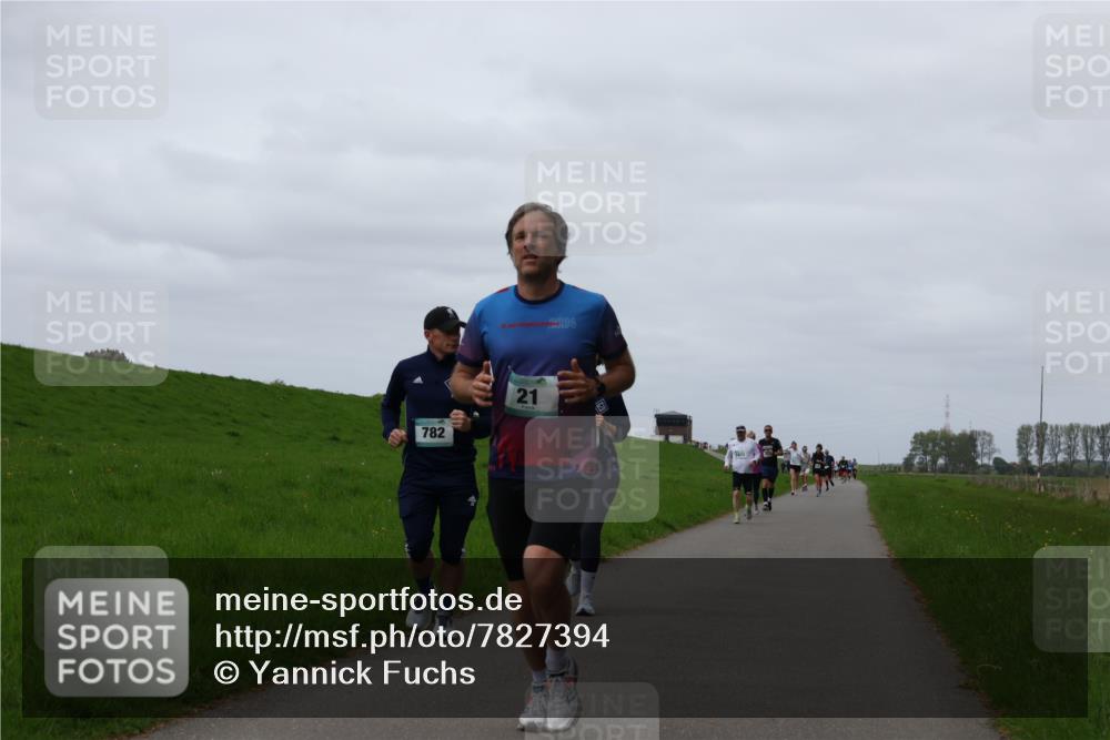 04.05.2025 - 8. Wedeler Halbmarathon Yannick Fuchs http://msf.ph/oto/7827394 04.05.2025 11:34:21 Laufen 2024, 782, 21 meine-sportfotos.de