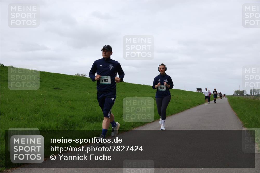 04.05.2025 - 8. Wedeler Halbmarathon Yannick Fuchs http://msf.ph/oto/7827424 04.05.2025 11:34:23 Laufen 782, 458 meine-sportfotos.de