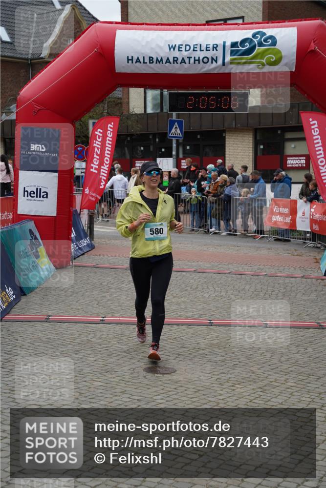 04.05.2025 - 8. Wedeler Halbmarathon Felixshl http://msf.ph/oto/7827443 04.05.2025 12:05:04 Ziel 580, 931 meine-sportfotos.de