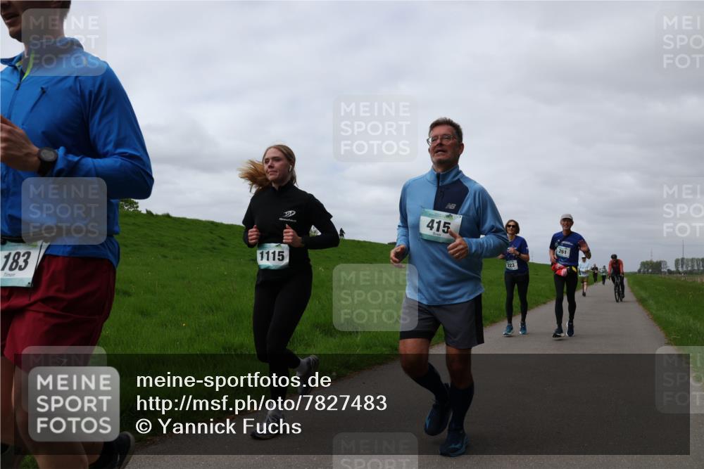 04.05.2025 - 8. Wedeler Halbmarathon Yannick Fuchs http://msf.ph/oto/7827483 04.05.2025 11:57:13 Laufen 415, 183, 1115, 223, 261 meine-sportfotos.de