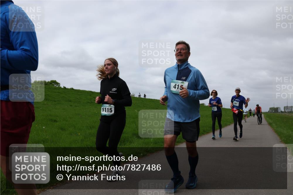 04.05.2025 - 8. Wedeler Halbmarathon Yannick Fuchs http://msf.ph/oto/7827486 04.05.2025 11:57:13 Laufen 415, 1115, 223, 261 meine-sportfotos.de