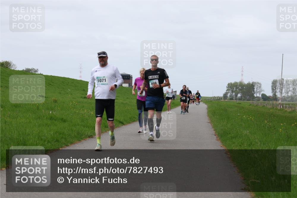 04.05.2025 - 8. Wedeler Halbmarathon Yannick Fuchs http://msf.ph/oto/7827493 04.05.2025 11:34:28 Laufen 1071, 866, 633 meine-sportfotos.de