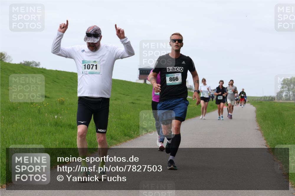 04.05.2025 - 8. Wedeler Halbmarathon Yannick Fuchs http://msf.ph/oto/7827503 04.05.2025 11:34:29 Laufen 1071, 117, 67, 866, 632 meine-sportfotos.de