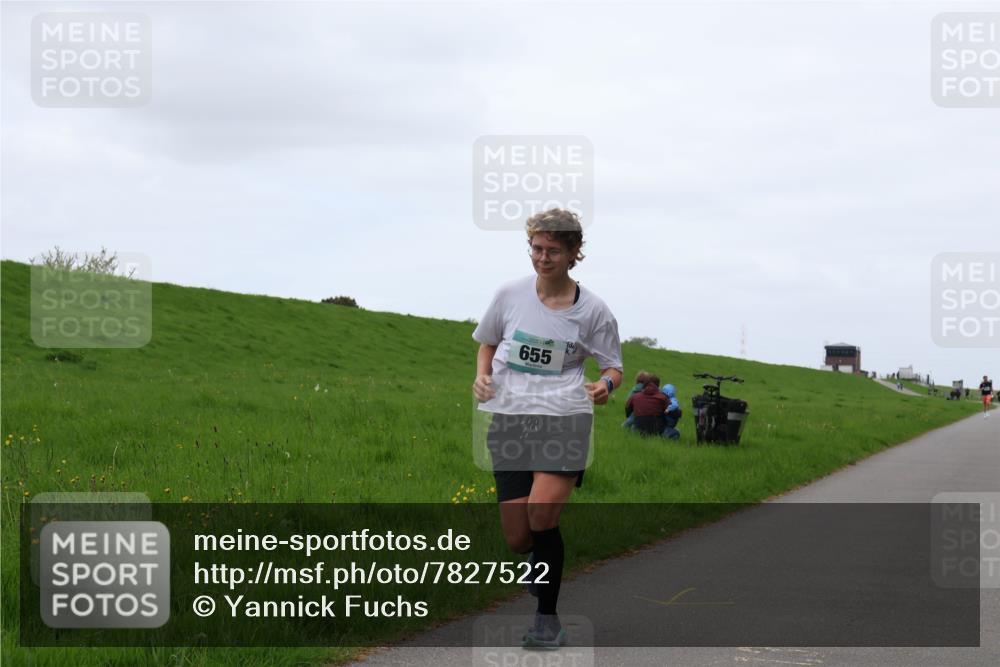 04.05.2025 - 8. Wedeler Halbmarathon Yannick Fuchs http://msf.ph/oto/7827522 04.05.2025 11:15:03 Laufen 655 meine-sportfotos.de