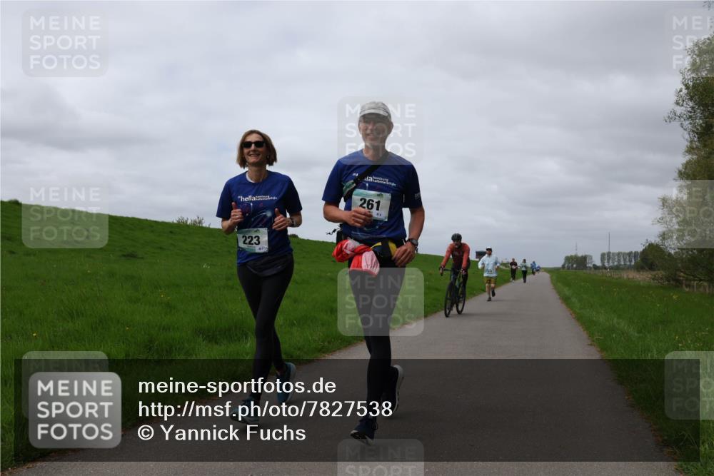 04.05.2025 - 8. Wedeler Halbmarathon Yannick Fuchs http://msf.ph/oto/7827538 04.05.2025 11:57:15 Laufen 261, 223 meine-sportfotos.de