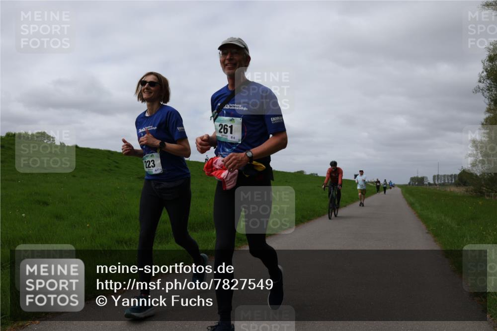 04.05.2025 - 8. Wedeler Halbmarathon Yannick Fuchs http://msf.ph/oto/7827549 04.05.2025 11:57:15 Laufen 261, 6, 223, 87 meine-sportfotos.de
