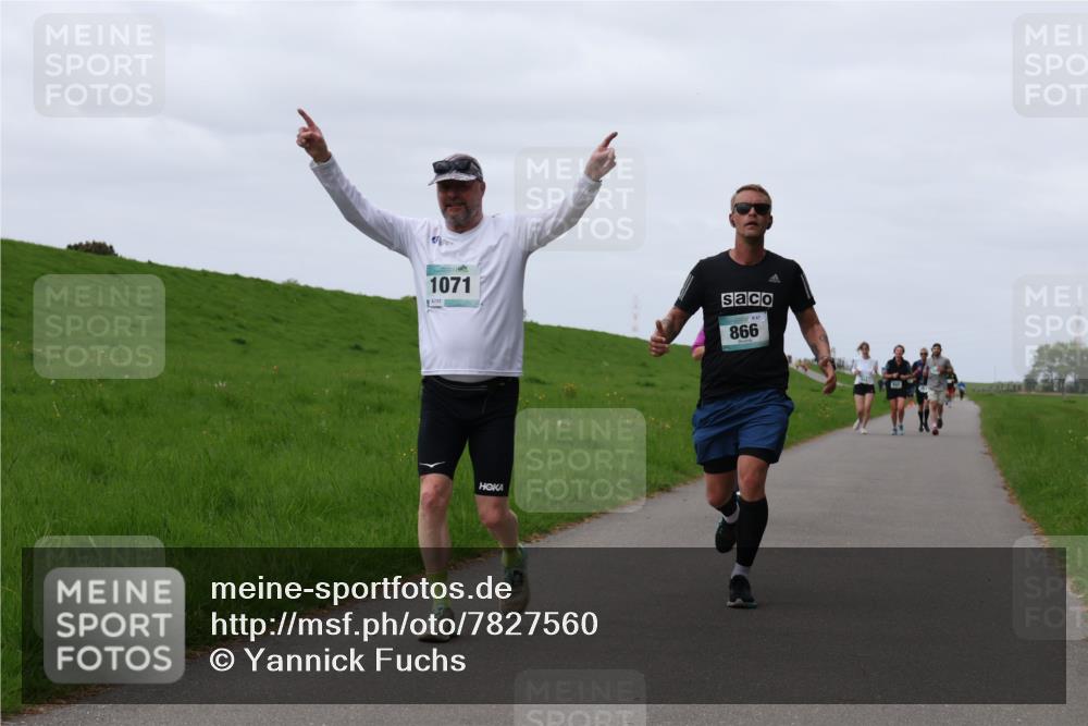 04.05.2025 - 8. Wedeler Halbmarathon Yannick Fuchs http://msf.ph/oto/7827560 04.05.2025 11:34:31 Laufen 1071, 17, 867, 866 meine-sportfotos.de