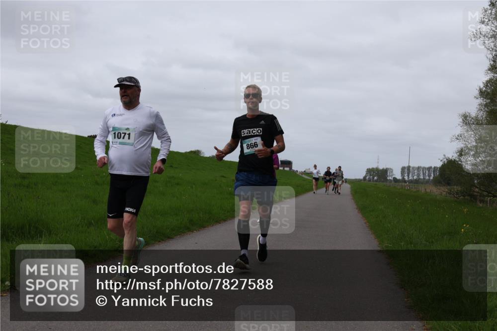 04.05.2025 - 8. Wedeler Halbmarathon Yannick Fuchs http://msf.ph/oto/7827588 04.05.2025 11:34:32 Laufen 1071, 866 meine-sportfotos.de