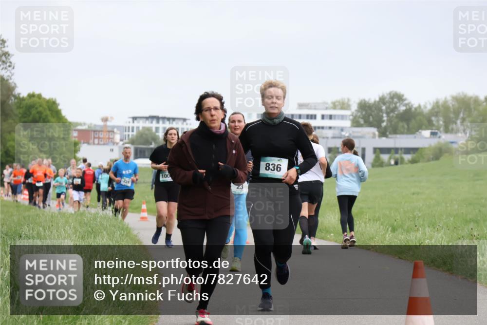 04.05.2025 - 8. Wedeler Halbmarathon Yannick Fuchs http://msf.ph/oto/7827642 04.05.2025 11:15:14 Laufen 228, 100, 3, 836 meine-sportfotos.de