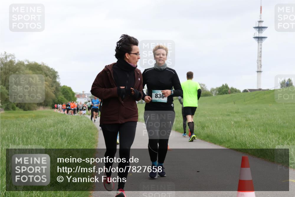 04.05.2025 - 8. Wedeler Halbmarathon Yannick Fuchs http://msf.ph/oto/7827658 04.05.2025 11:15:18 Laufen 836 meine-sportfotos.de