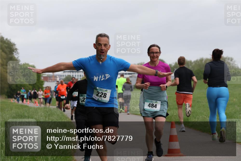 04.05.2025 - 8. Wedeler Halbmarathon Yannick Fuchs http://msf.ph/oto/7827779 04.05.2025 11:15:30 Laufen 616, 2, 8, 154, 228, 484 meine-sportfotos.de