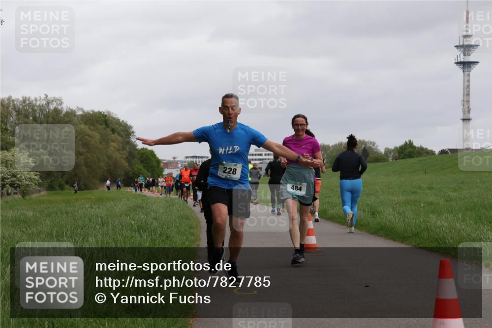 04.05.2025 - 8. Wedeler Halbmarathon Yannick Fuchs http://msf.ph/oto/7827785 04.05.2025 11:15:31 Laufen 154, 228, 484 meine-sportfotos.de