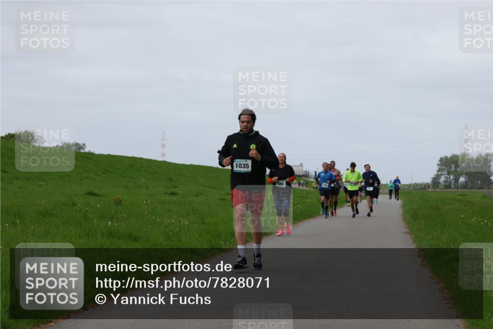 04.05.2025 - 8. Wedeler Halbmarathon Yannick Fuchs http://msf.ph/oto/7828071 04.05.2025 11:34:56 Laufen 1035, 586 meine-sportfotos.de