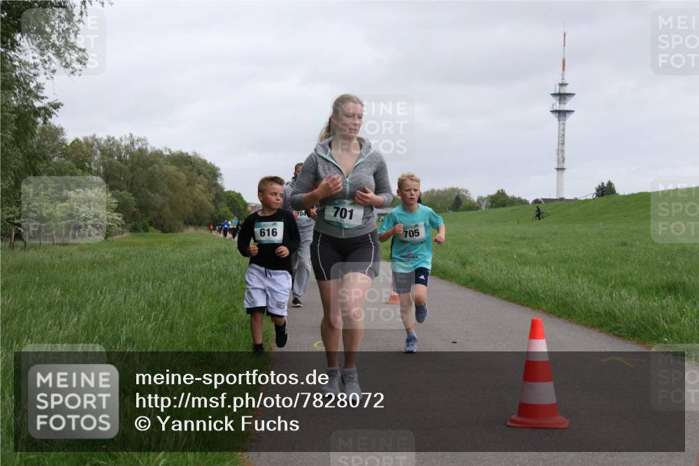 04.05.2025 - 8. Wedeler Halbmarathon Yannick Fuchs http://msf.ph/oto/7828072 04.05.2025 11:15:42 Laufen 616, 04, 701, 705 meine-sportfotos.de