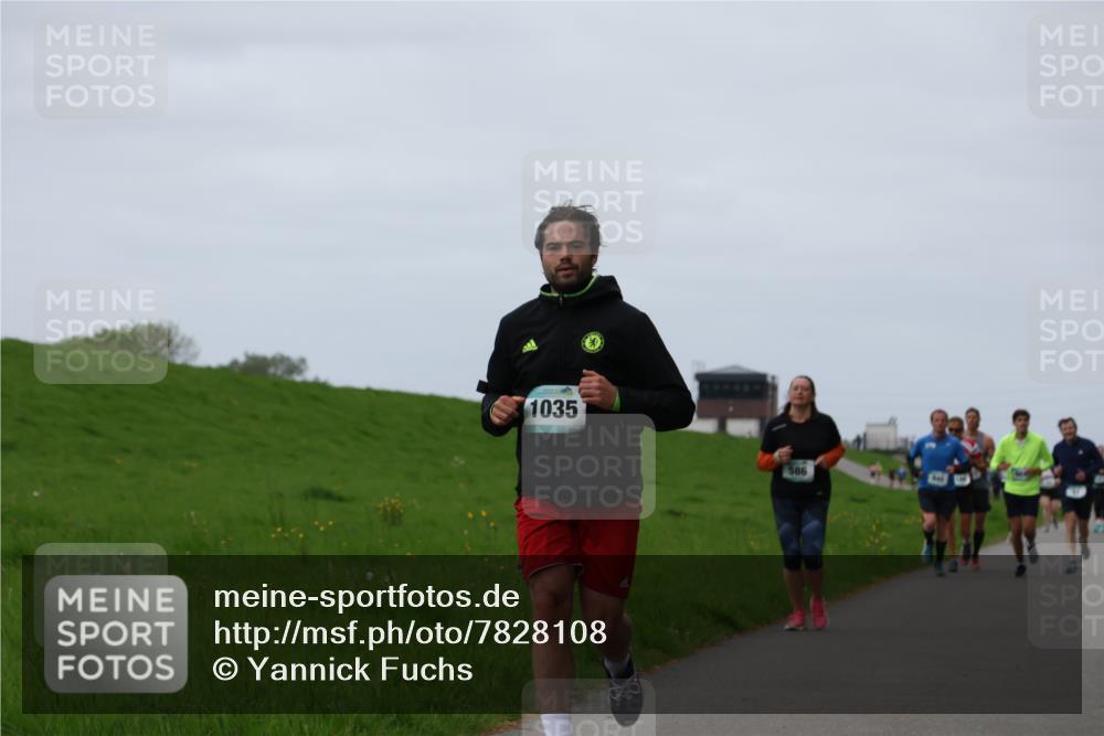 04.05.2025 - 8. Wedeler Halbmarathon Yannick Fuchs http://msf.ph/oto/7828108 04.05.2025 11:34:58 Laufen 1035, 586 meine-sportfotos.de