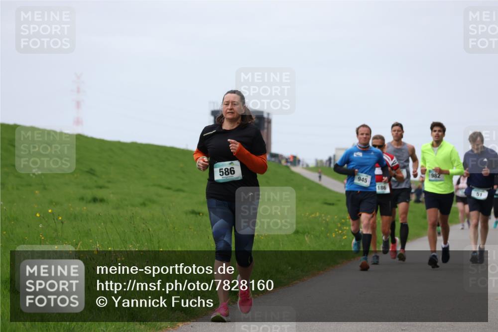 04.05.2025 - 8. Wedeler Halbmarathon Yannick Fuchs http://msf.ph/oto/7828160 04.05.2025 11:35:00 Laufen 586, 945, 186, 982 meine-sportfotos.de